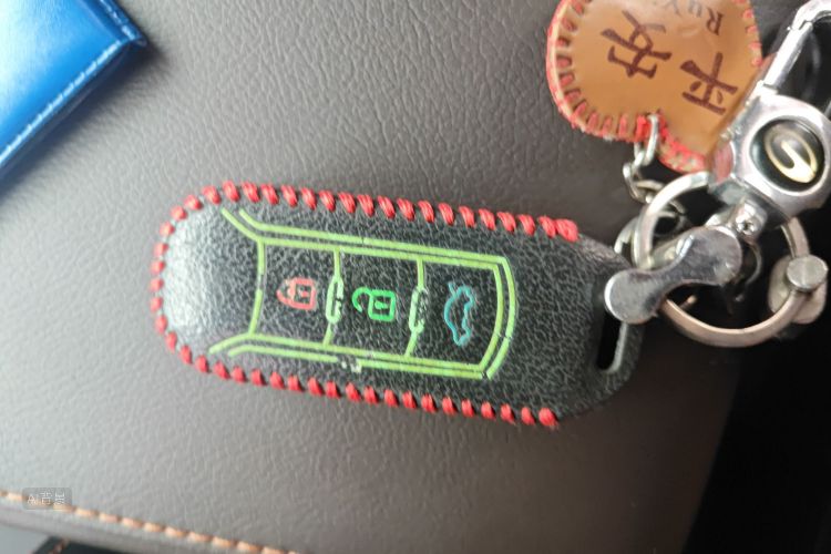 GAC Trumpchi GS3 2017 #10 GAC Trumpchi GS3 2017 car image #10