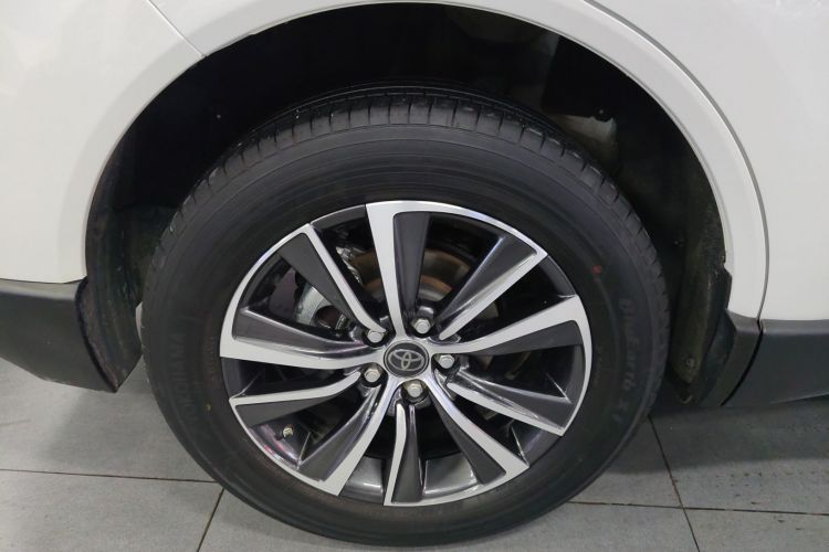 Toyota Harrier 2022 immagine di auto #10