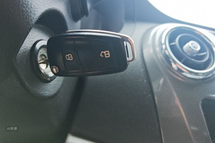 JAC 2015 #10 JAC 2015 car image #10