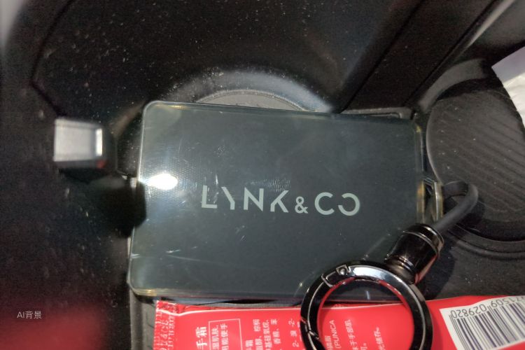 Lynk & Co 08 EM-P 2024 #10 Lynk & Co 08 EM-P 2024 car image #10