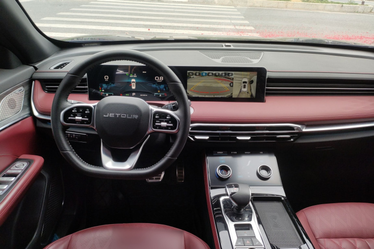 X70 PLUS 2023 #10 X70 PLUS 2023 car image #10