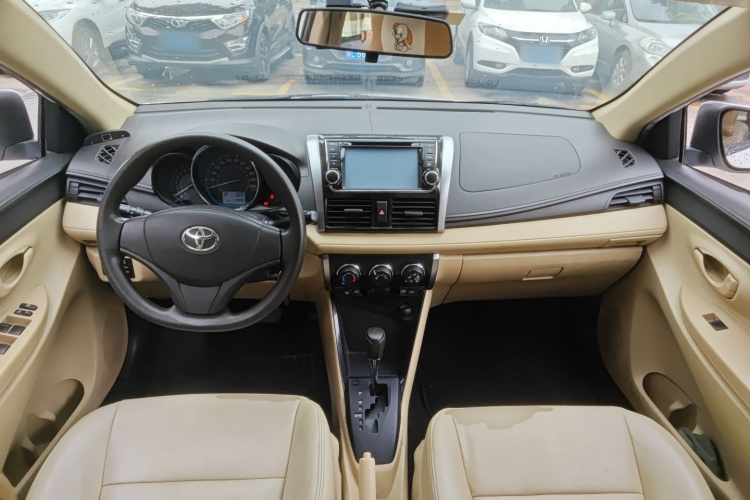 Vios 2015 car image #10