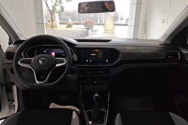 Tacqua 2020 car image #10