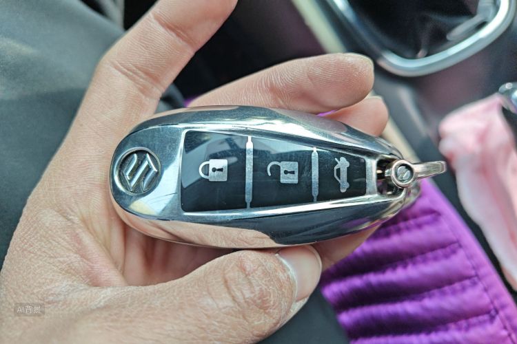 铃木 启悦 2017 汽车图片 #10