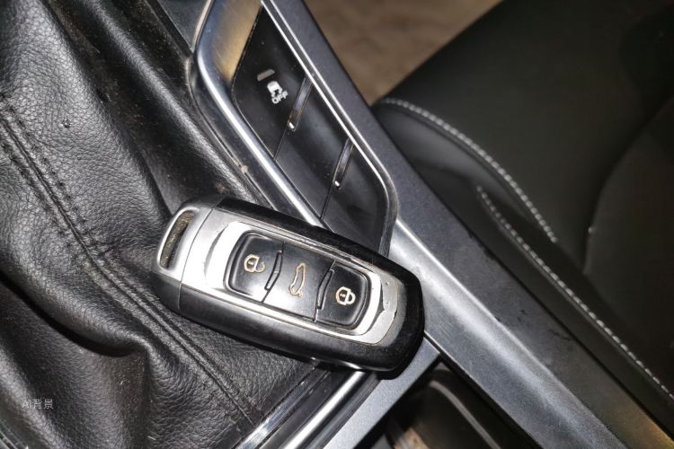 GEELY Emgrand 2018 #10 GEELY Emgrand 2018 car image #10