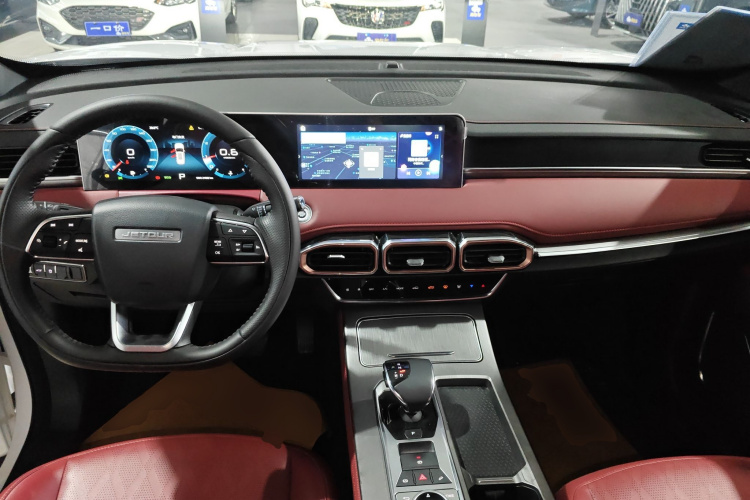 X70 PLUS 2024 #10 X70 PLUS 2024 car image #10