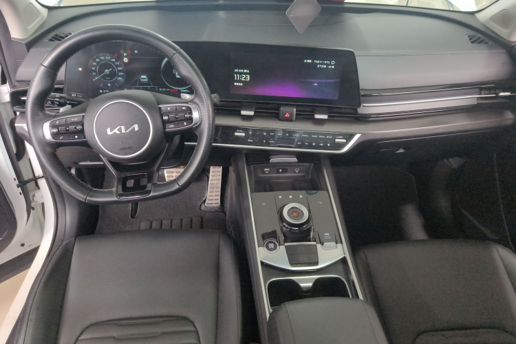Kia Sportage 2023 car image #10