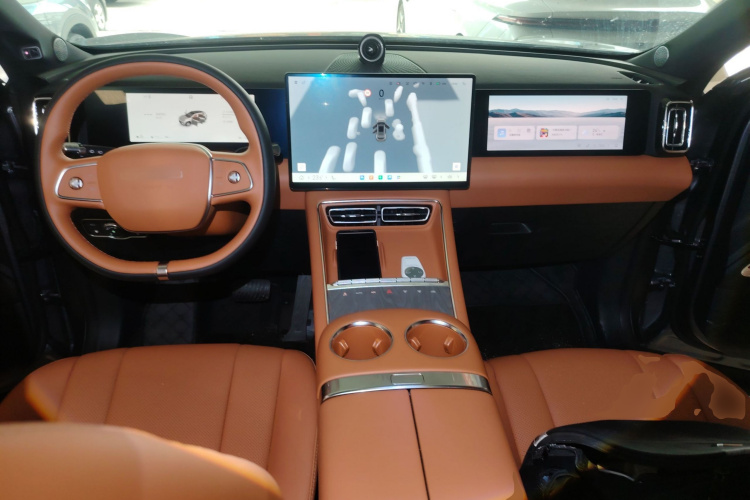 Exceed 2025 #10 Exceed 2025 car image #10