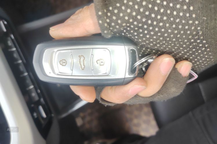 Vision X3 2019 #10 Vision X3 2019 car image #10