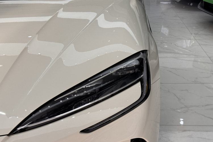 BYD Seal 07 DM-i 2024 صورة سيارة #10