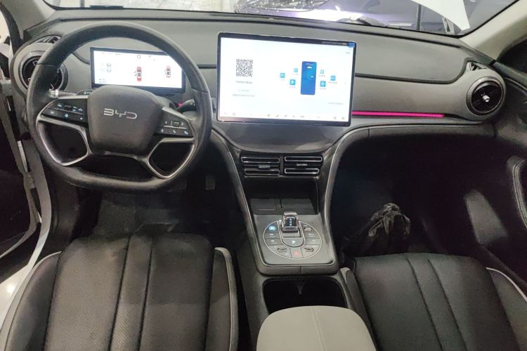 BYD Sea Lion 05 DM-i 2025 image de voiture #10