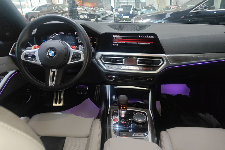 BMW M3 2022 imagem de carro #10