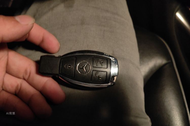 Mercedes-Benz R Class 2012 immagine di auto #10