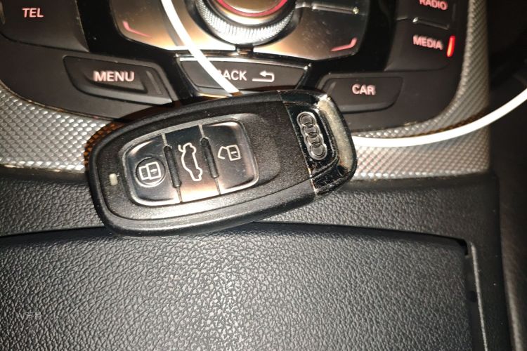 Audi A6L 2014 car image #10