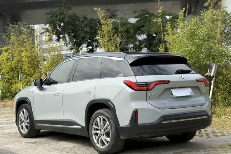 蔚来 蔚来ES6 2022 汽车图片 #10