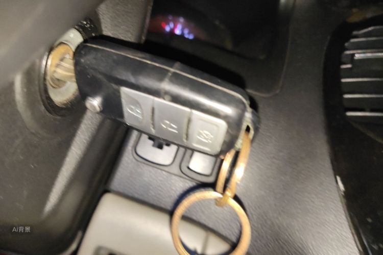 Forthing Lingzhi 2016 صورة سيارة #10