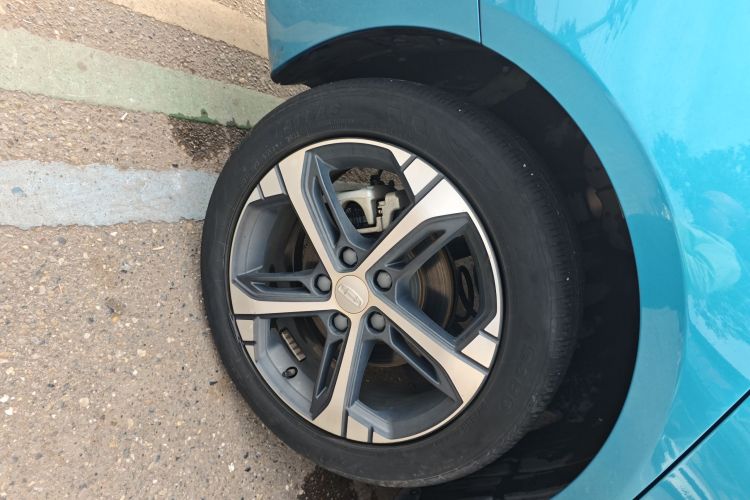 GEELY Emgrand L 2022 صورة سيارة #10