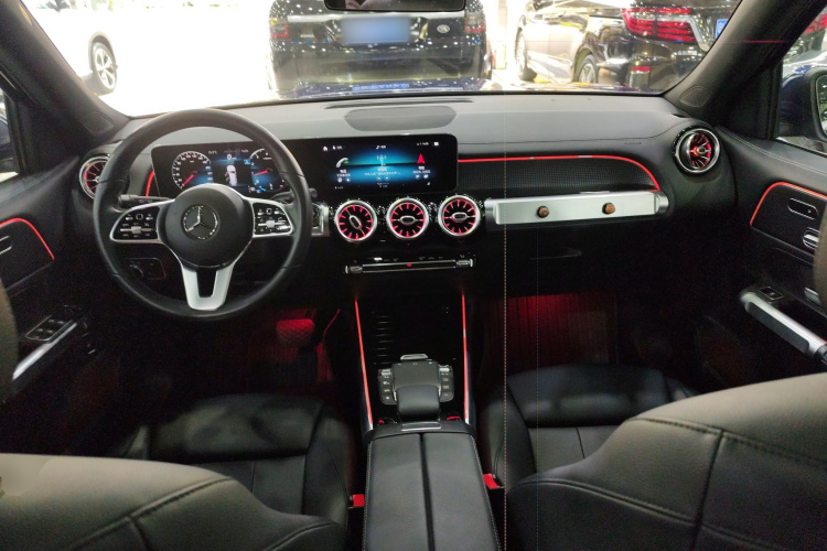 Mercedes-Benz GLB Class 2020 car image #10