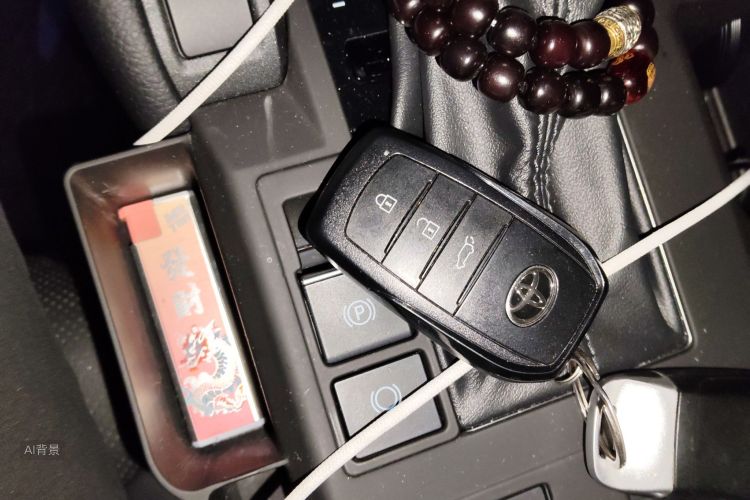 Toyota Land Cruiser Prado 2025 car image #10