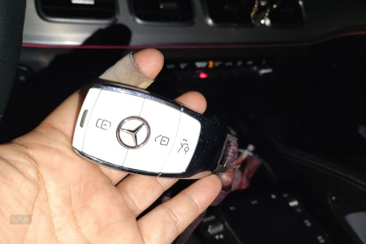 Mercedes-Benz GLE Coupe 2021 car image #10