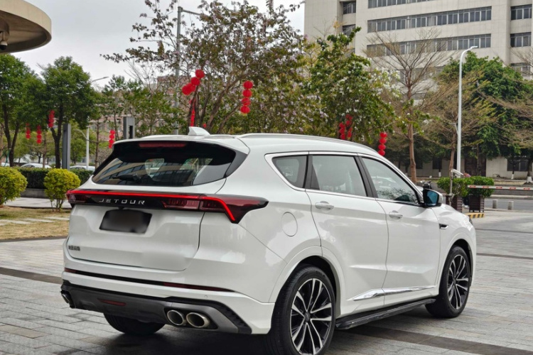 X70 PLUS 2020 car image #10