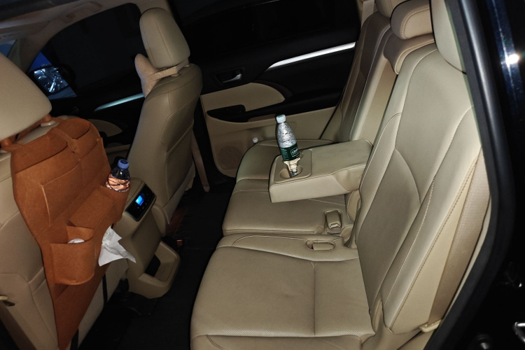 Toyota Highlander 2015 #10 Toyota Highlander 2015 car image #10