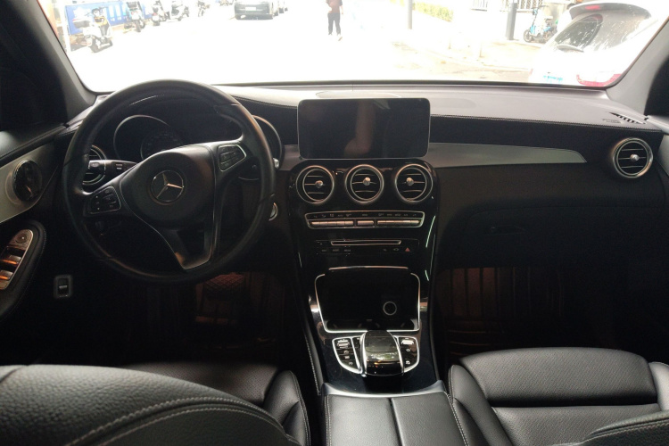 Mercedes-Benz GLC Class 2016 صورة سيارة #10