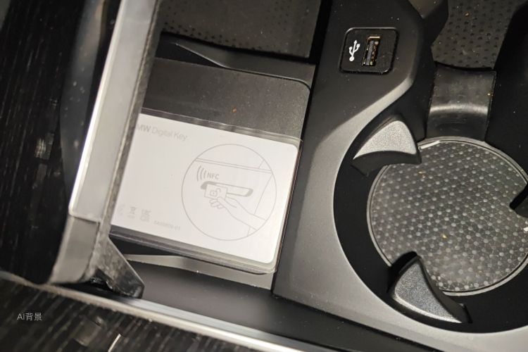 BMW X6 2024 car image #10