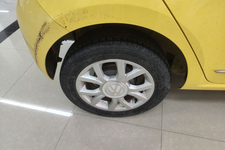 Volkswagen up! 2016 car image #10