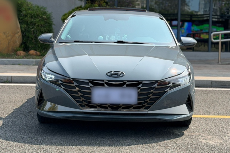 Hyundai Elantra 2020 immagine di auto #10