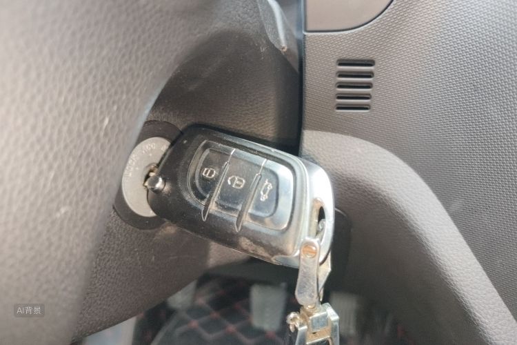 Soueast DX3 2020 car image #10