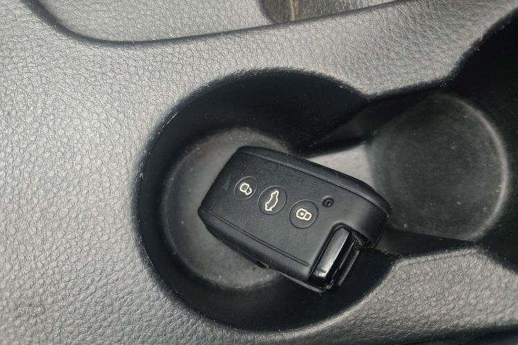 Soueast V3 Lingyue 2016 immagine di auto #10