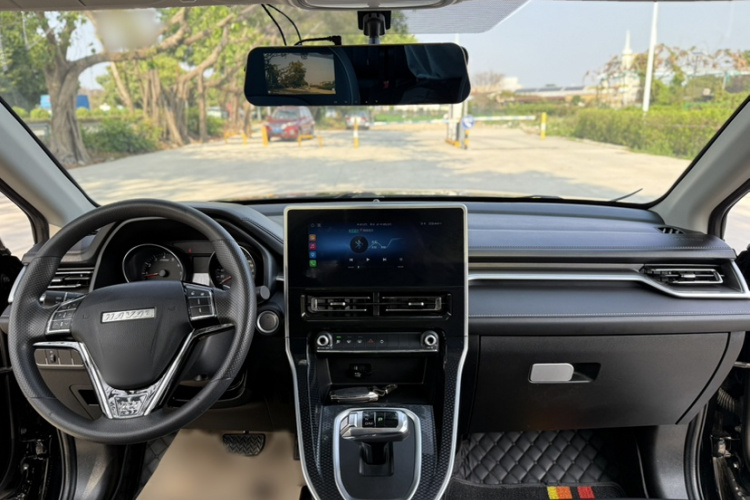 Haval M6 2022 car image #10