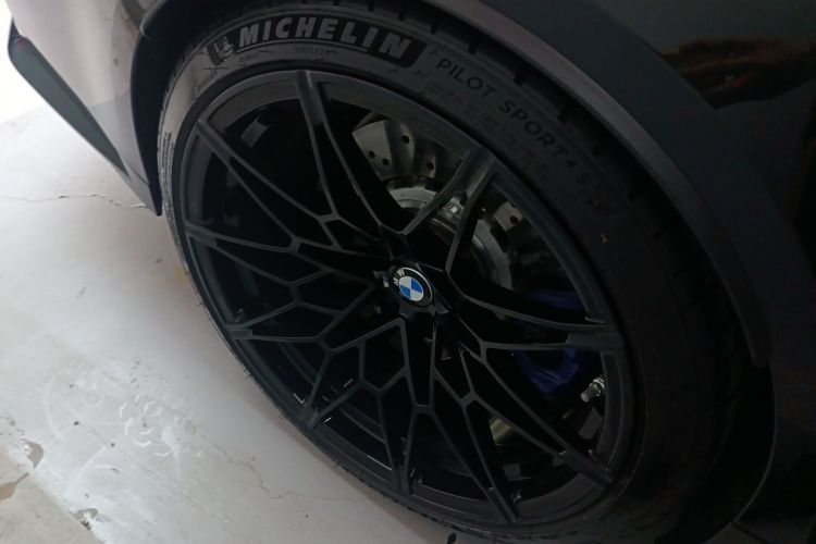 BMW M3 2025 imagen de coche #10