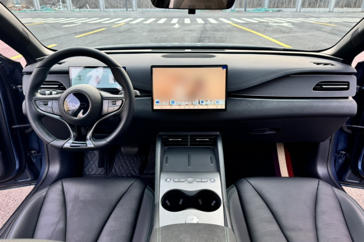 BYD Seal 06 DM-i 2025 car image #10