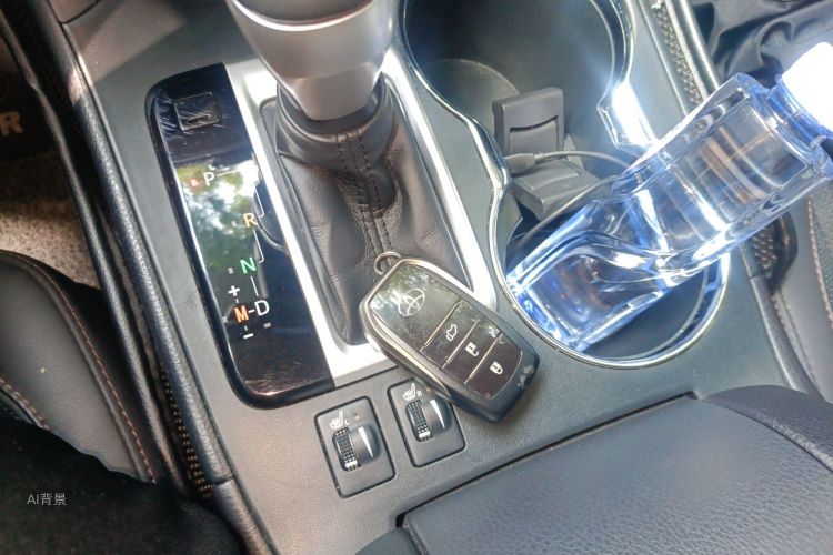 Toyota Highlander 2019 car image #10