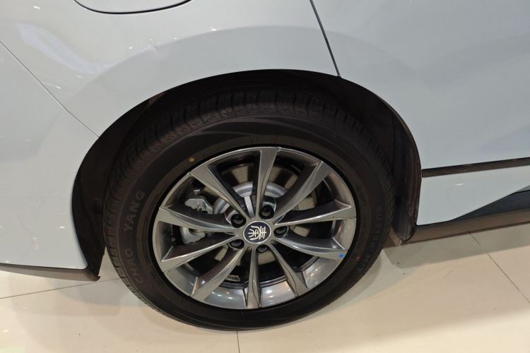 BYD Qin L 2025 car image #10