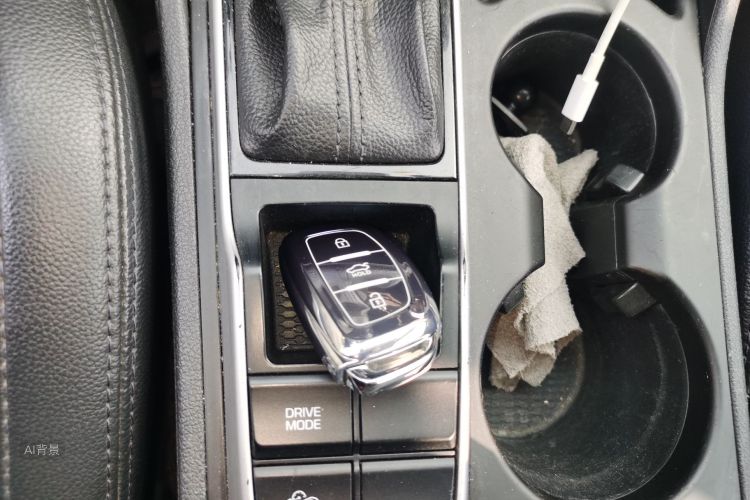 Hyundai Tucson 2016 immagine di auto #10