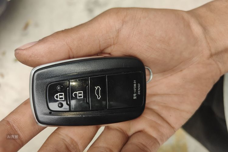 Toyota Avalon 2021 car image #10