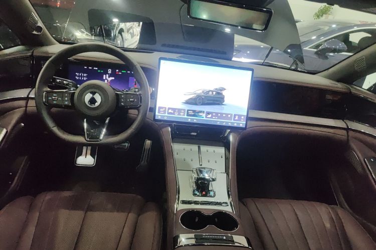 Denza Z9GT 2024 image de voiture #10