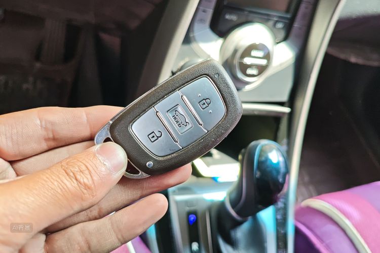 Hyundai Elantra MD 2015 car image #10