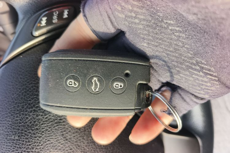 东南 V3菱悦 2014 汽车图片 #10