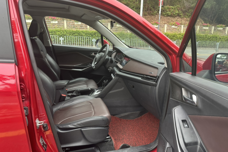 Changan CS15 2019 car image #10