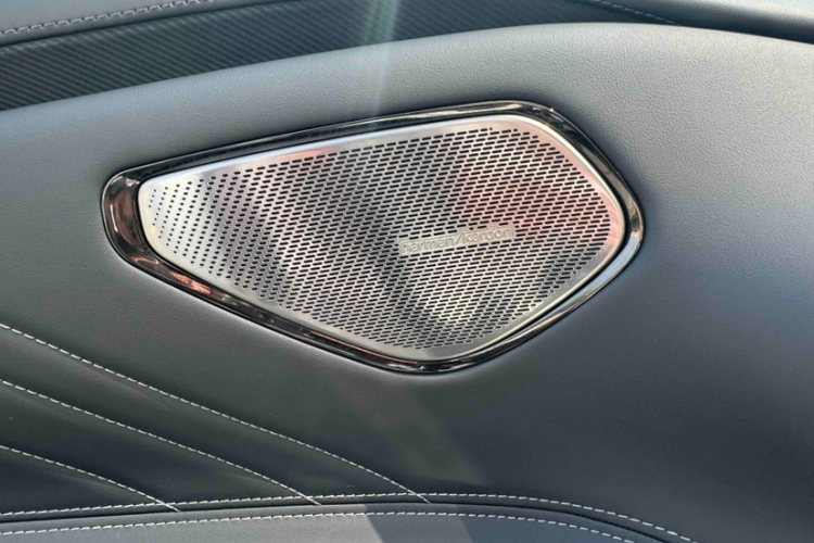 Lynk & Co 10 EM-P 2025 car image #10