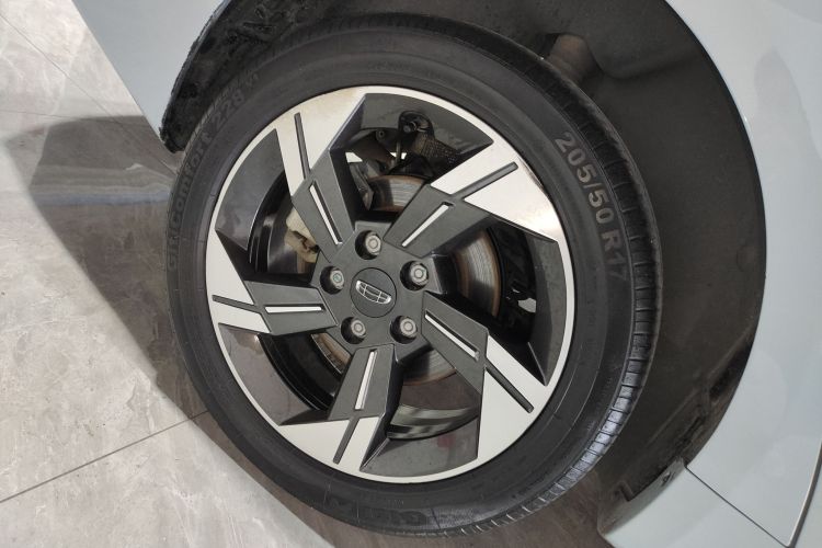 GEELY Emgrand L HiP 2022 car image #10