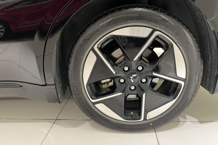 Wuling Starlight 2024 car image #10