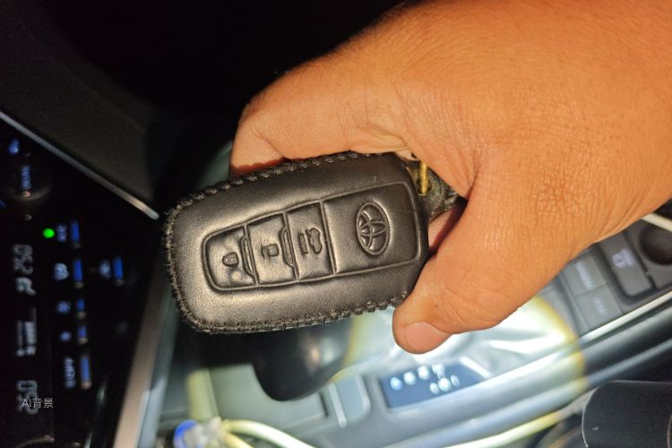 Toyota Camry 2021 car image #10