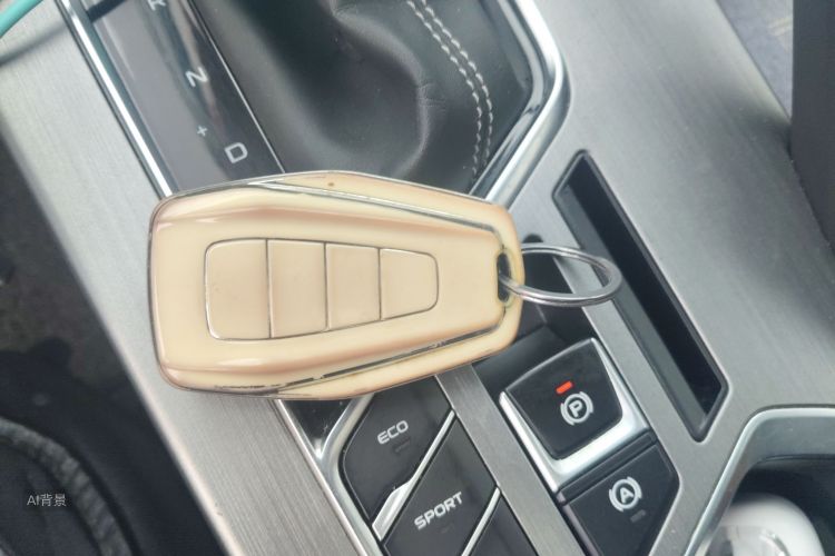 GEELY Coolray 2020 #10 GEELY Coolray 2020 car image #10