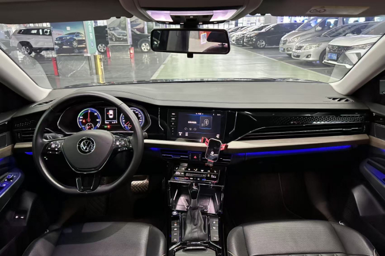 Volkswagen Passat New Energy 2021 immagine di auto #10