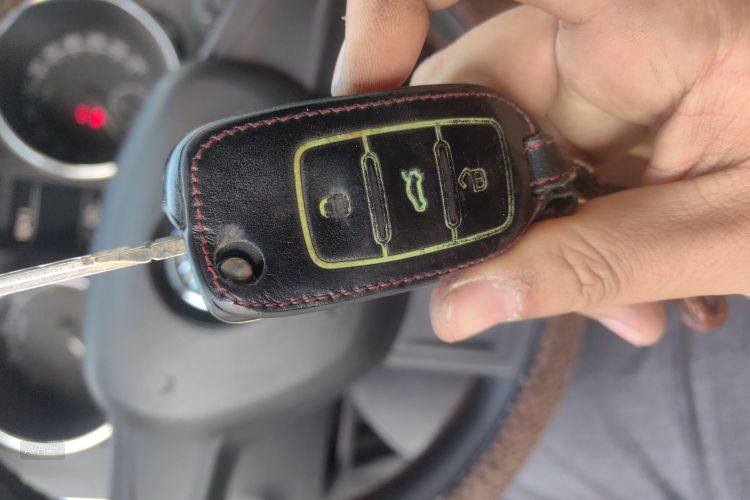 Skoda Yeti 2016 car image #10